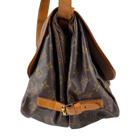 Pre-owned Louis Vuitton Monogram Canvas Saumur Messenger Bag messenger bag