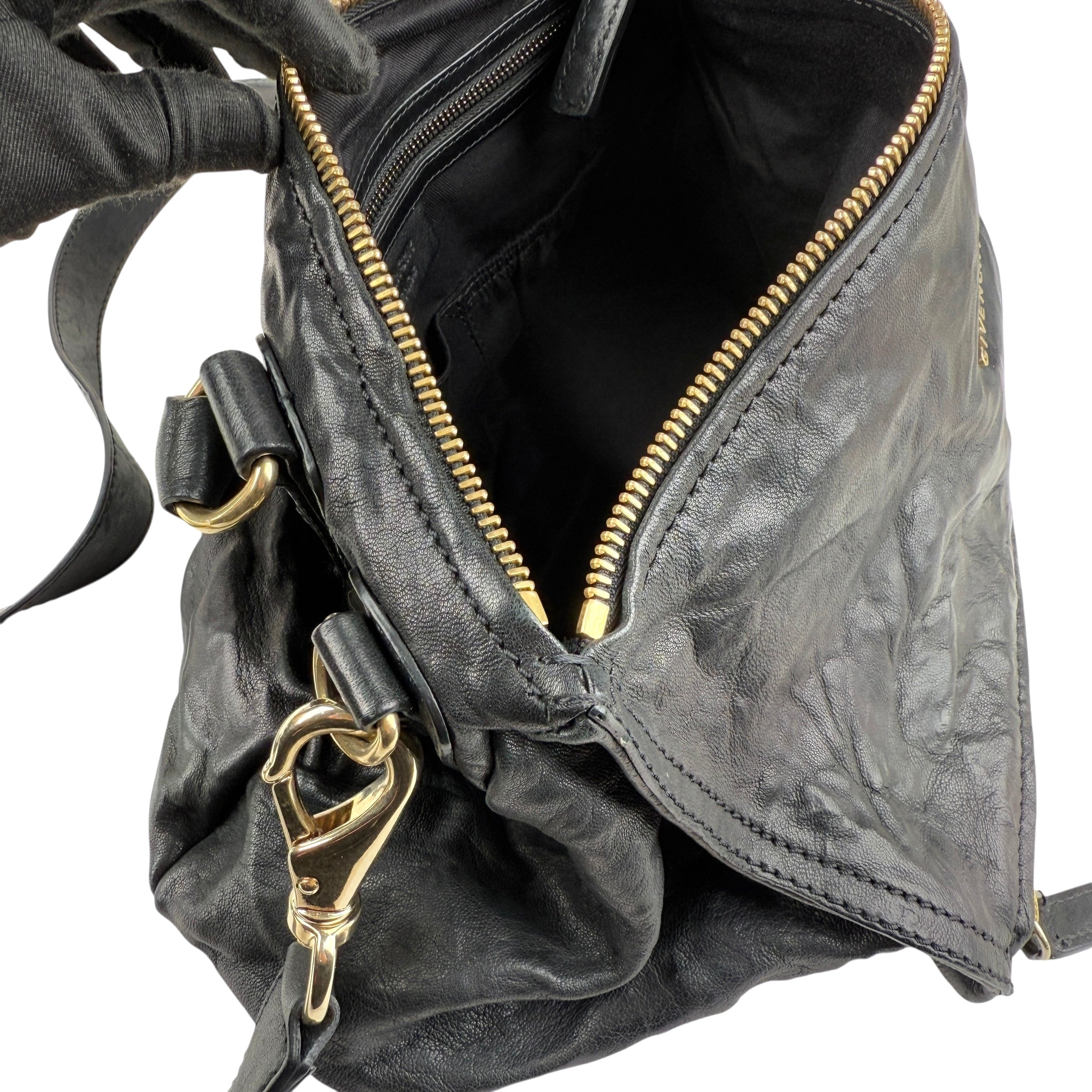 Pre-owned givenchy black sheepskin leather medium pepe pandora bag front