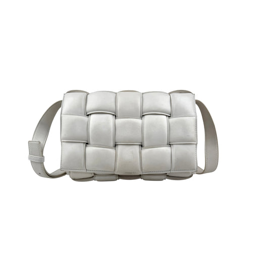 Pre-owned Bottega Veneta White Nappa Leather Maxi Weave Padded Cassette bag main image