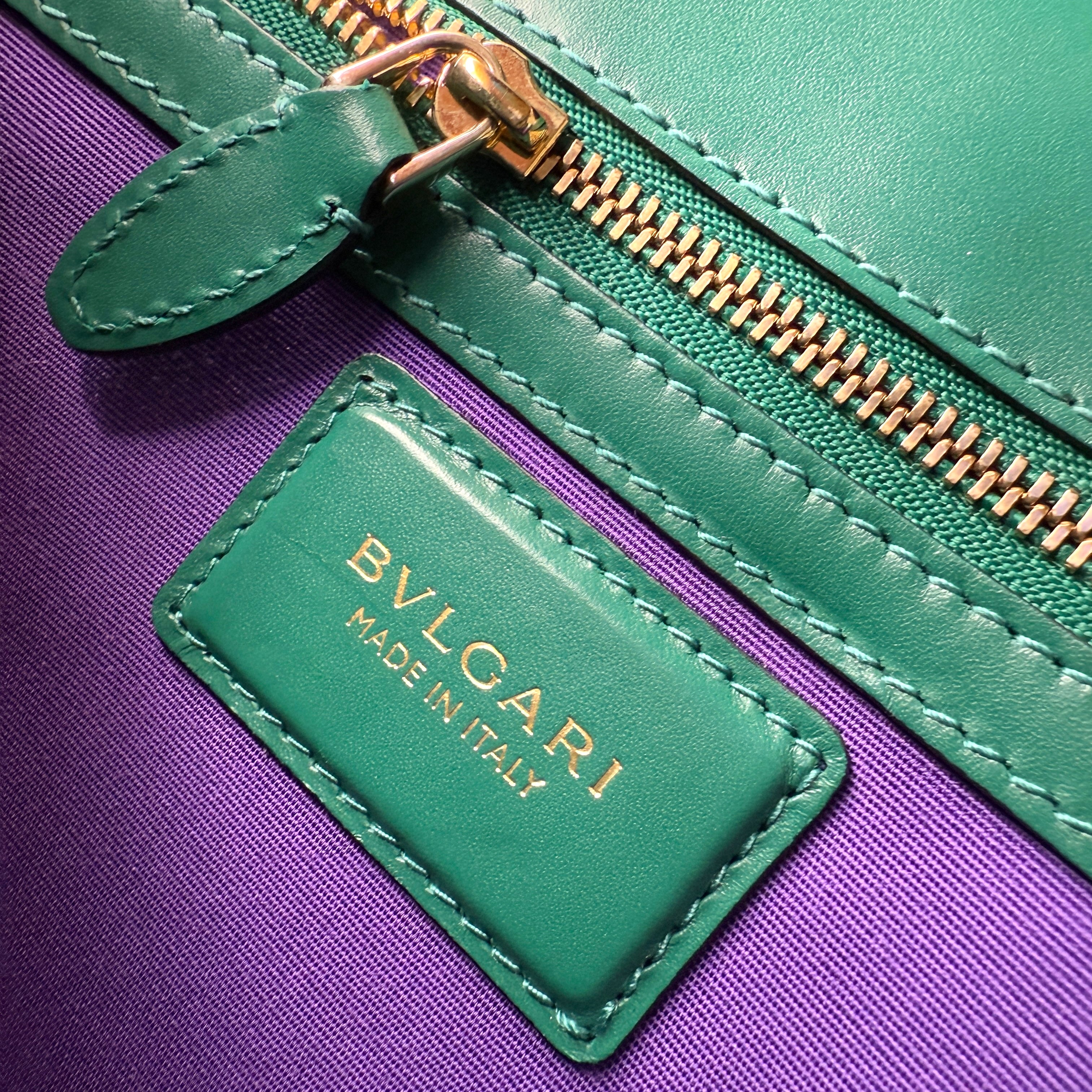 Pre-owned Bvlgari Bulgari Calfskin Serpenti Forever Shoulder Bag Emerald Green shoulder bag