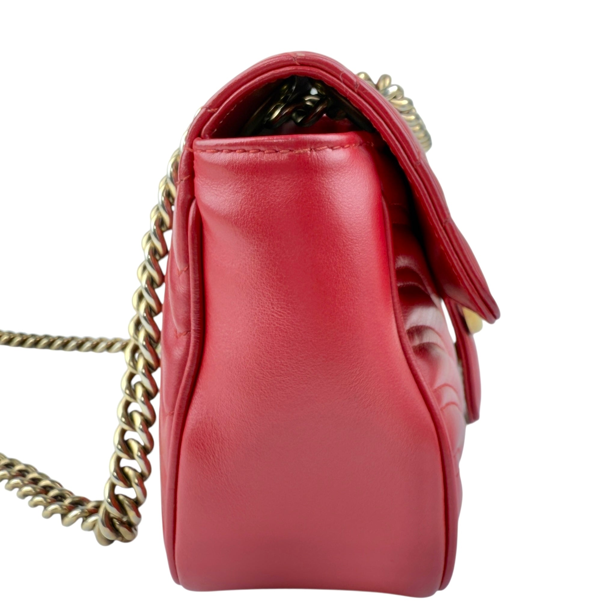 Pre-owned Gucci Red Quilted Leather GG Marmont Medium Matelasse Shoulder Bag shoulder bag