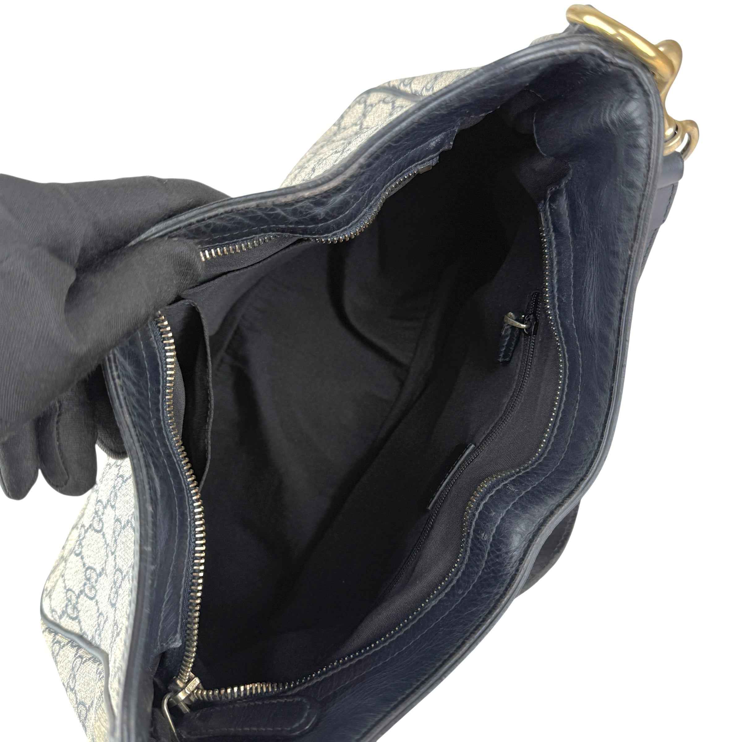 Gucci Medium GG Supreme Sherry Hobo