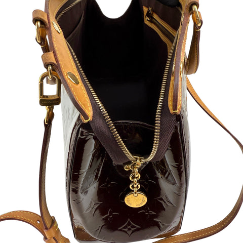 Pre-owned louis vuitton amarante monogram vernis brea mm bag front