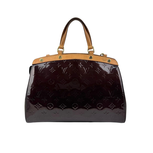 louis vuitton amarante monogram vernis brea mm bag back