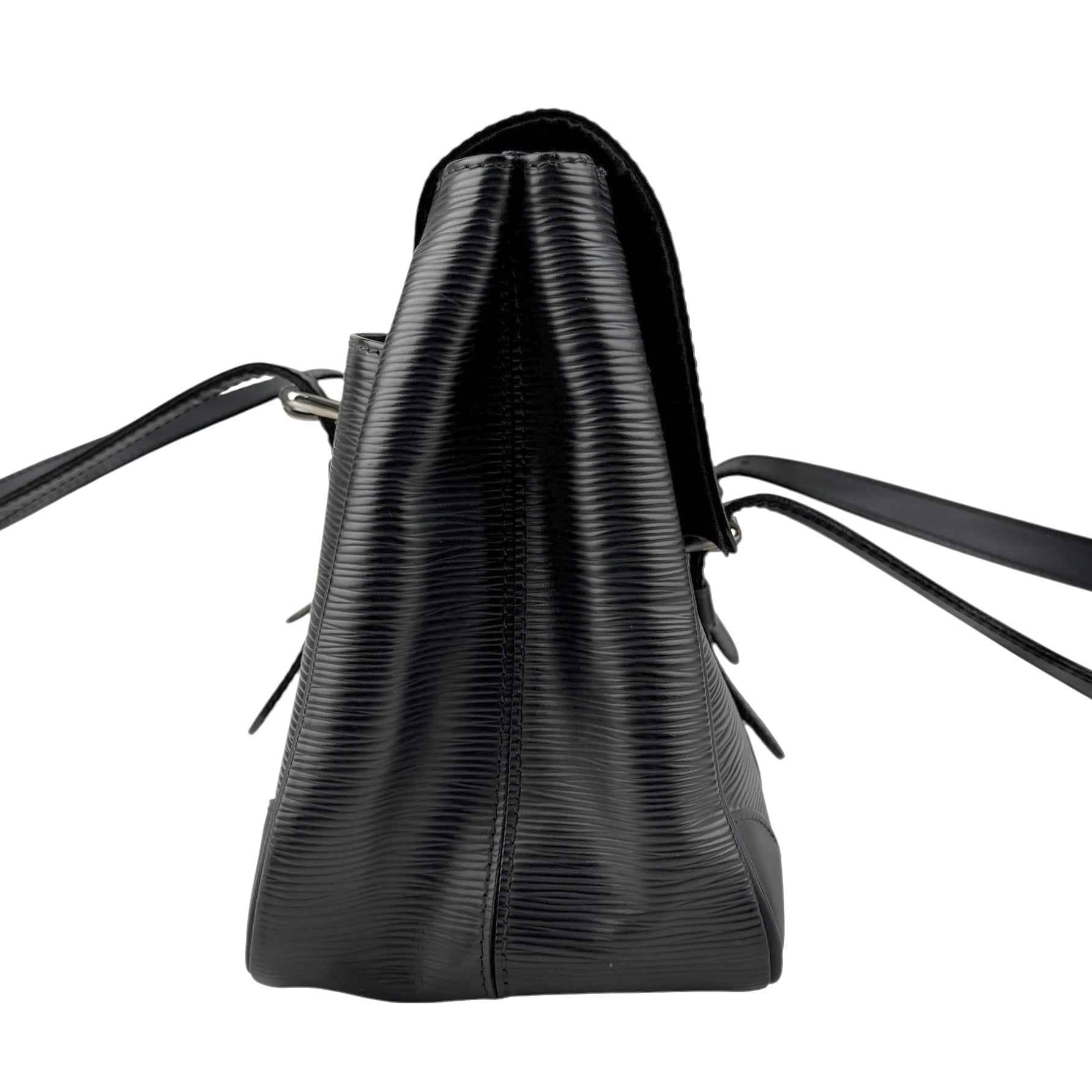 Louis Vuitton Black Epi Leather Segur MM Bag