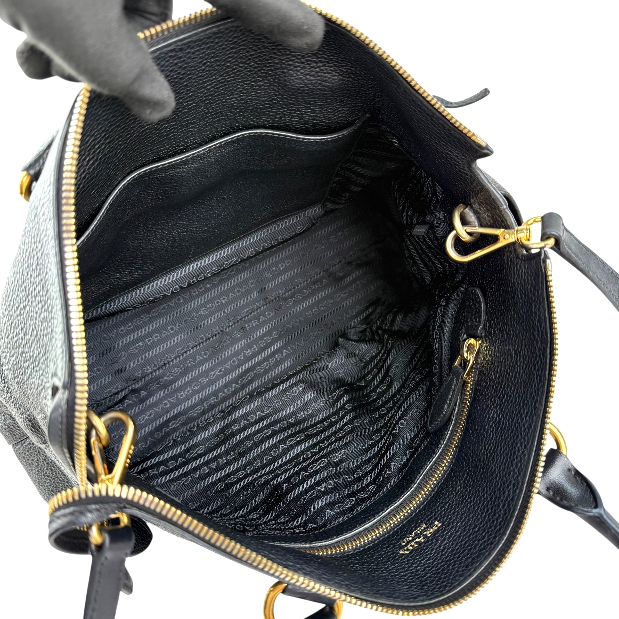 Pre-owned Prada Black Vitello Daino Leather Tote tote bag