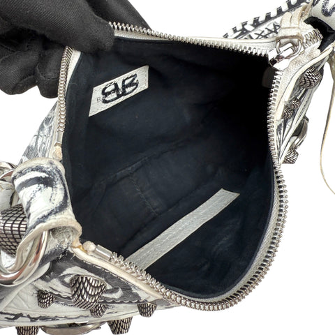 Pre-owned Balenciaga Graffiti Le Cagole XS White Leather Shoulder Bag shoulder bag