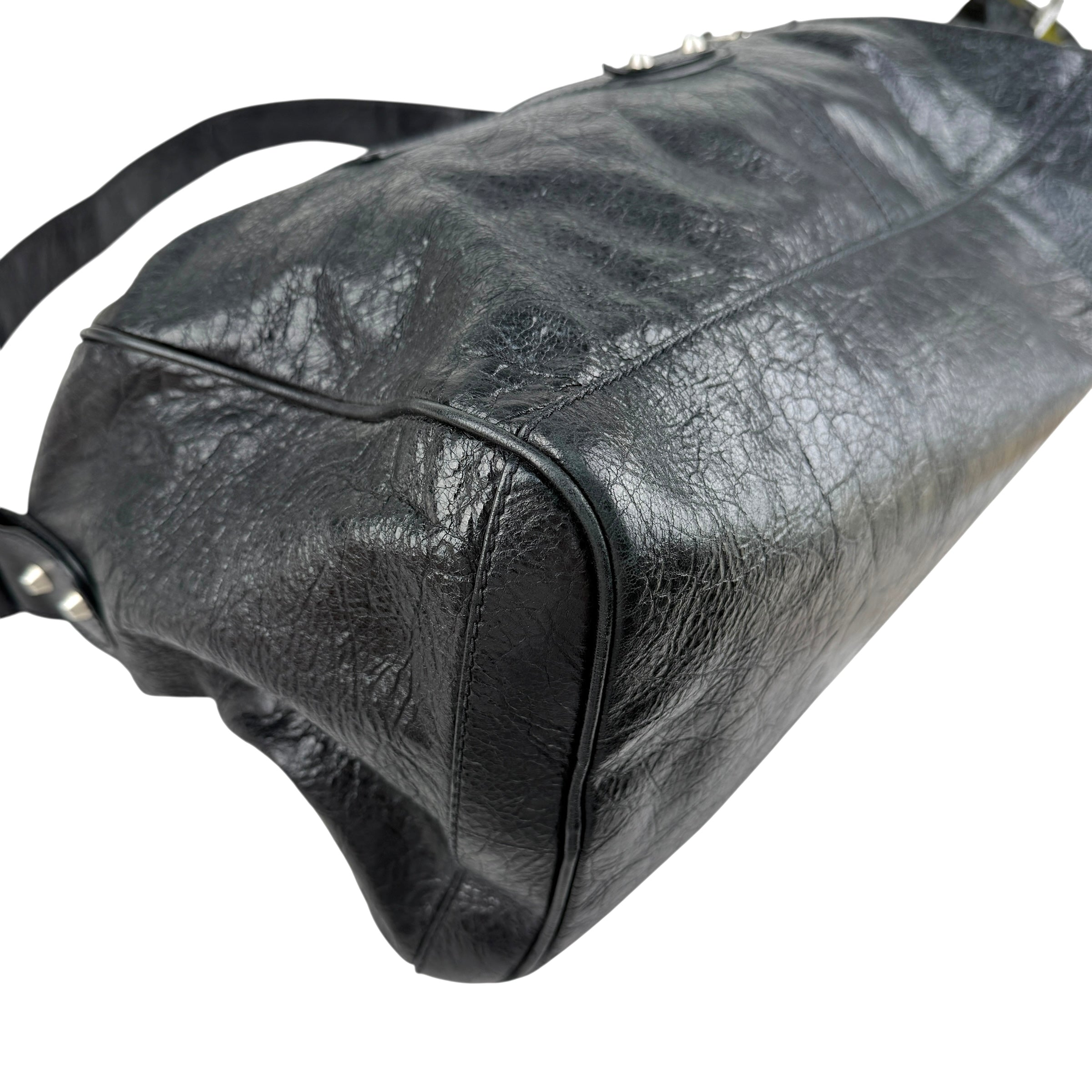 Pre-owned Balenciaga Black Lambskin Leather Squash M Duffle bag