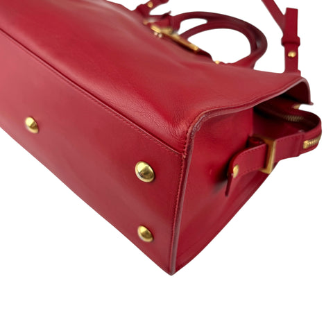 Pre-owned Saint Laurent Red Calfskin Leather Classic Medium Y Cabas Bag