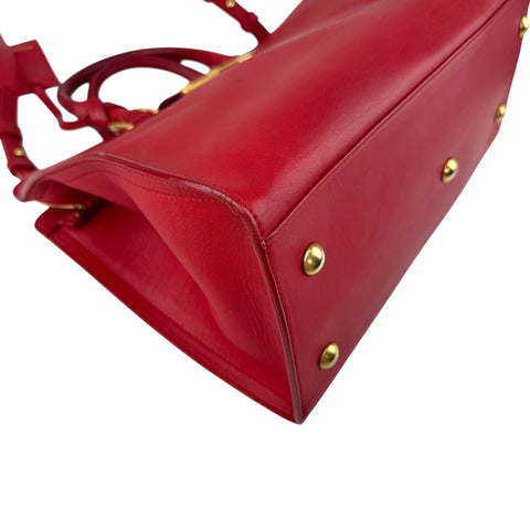 Pre-owned Saint Laurent Red Calfskin Leather Classic Medium Y Cabas Bag