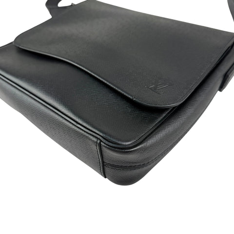 Louis Vuitton Taiga Roman Messenger Bag