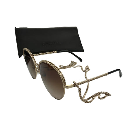 Pre-owned Chanel Pantos sunglasses