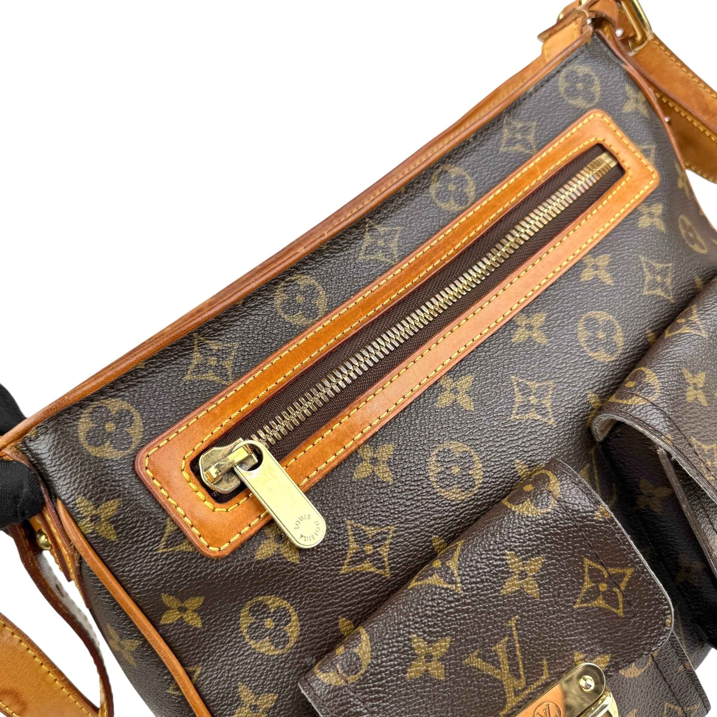 Louis Vuitton Monogram Hudson crossbody bag