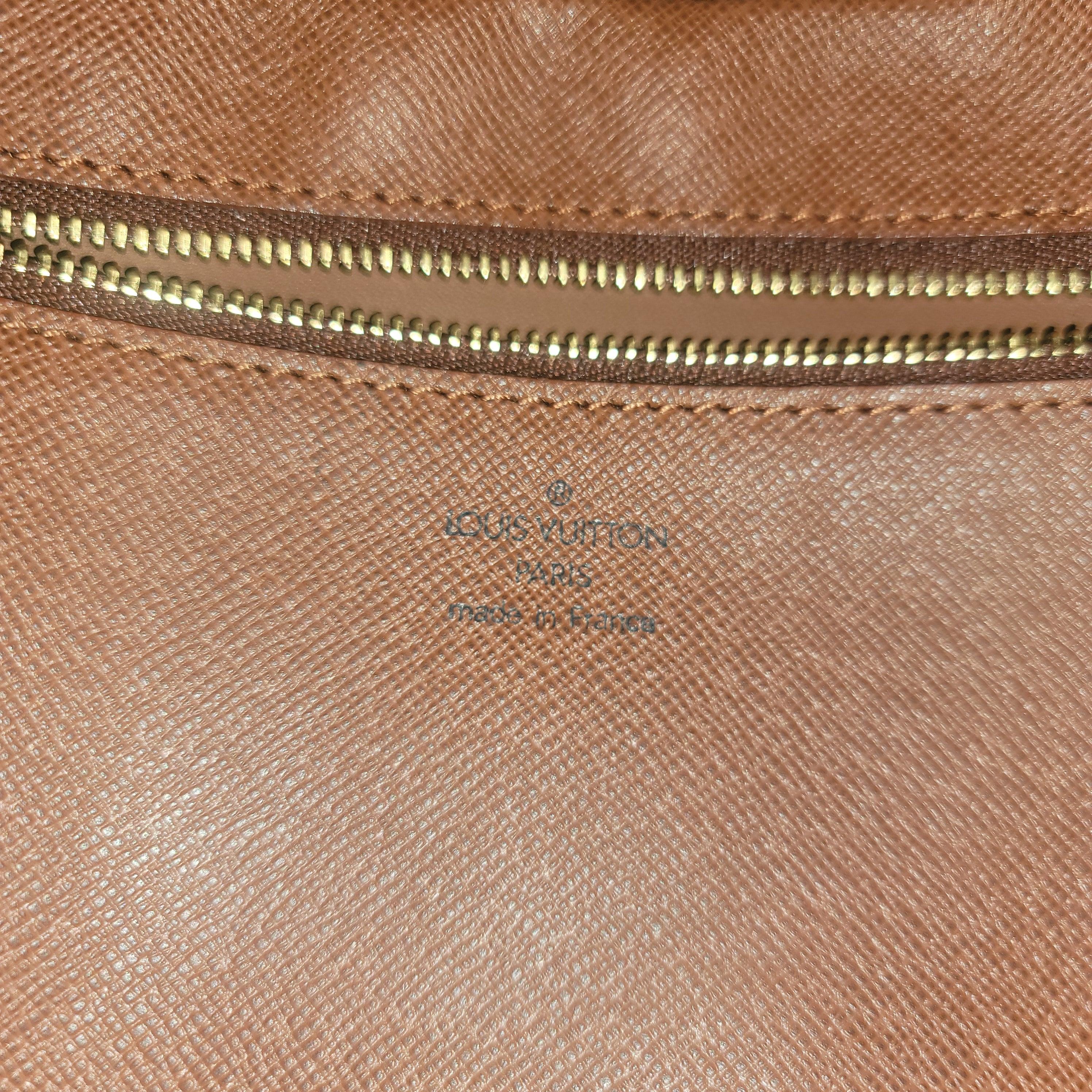 Louis Vuitton Trocadéro Leather Handbag - Loop Vintage