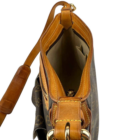 Louis Vuitton Monogram Hudson crossbody bag