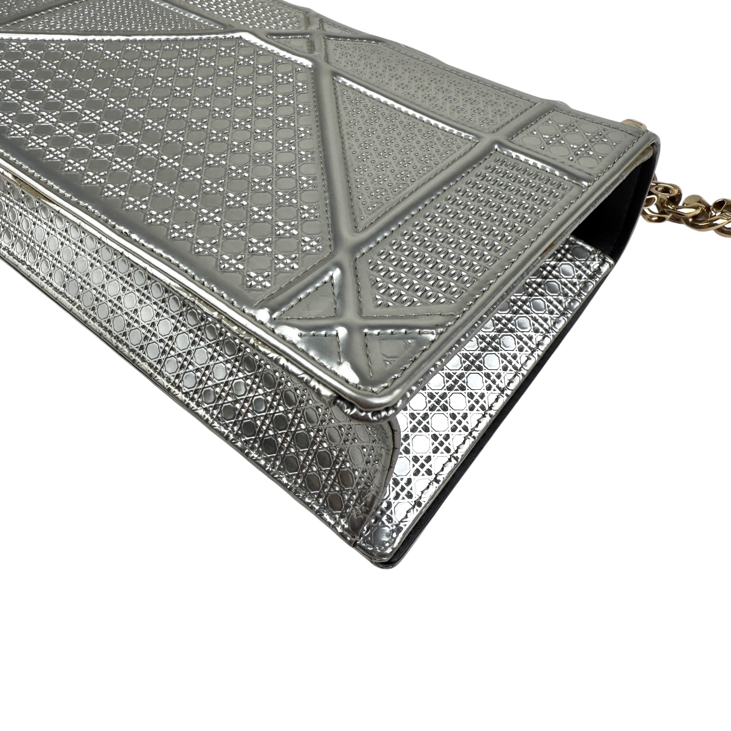 Christian Dior Diorama Medium metallic Micro Cannage patent bag detail view