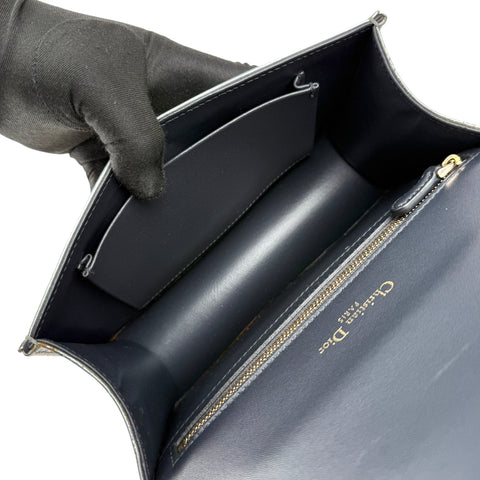Christian Dior Diorama Medium metallic Micro Cannage patent bag interior view