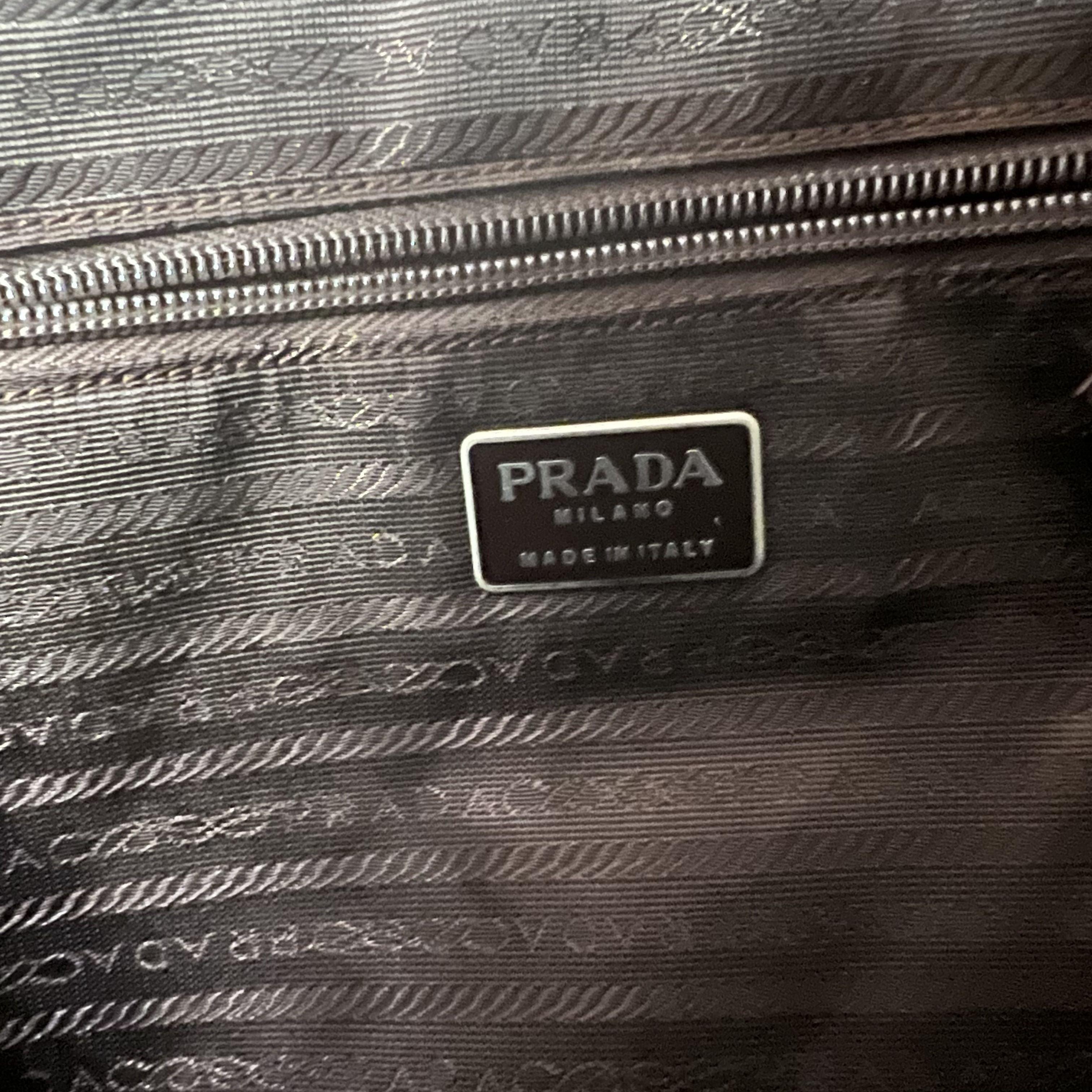 Prada Leather Patent Handbag - Loop Vintage