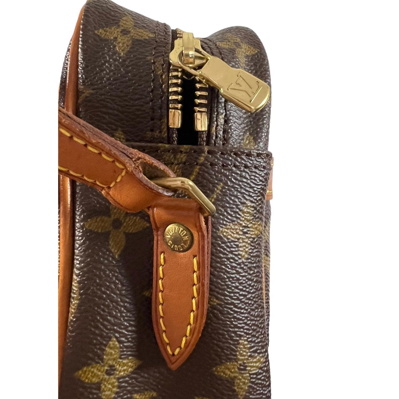 Louis Vuitton Trocadéro Leather Handbag - Loop Vintage