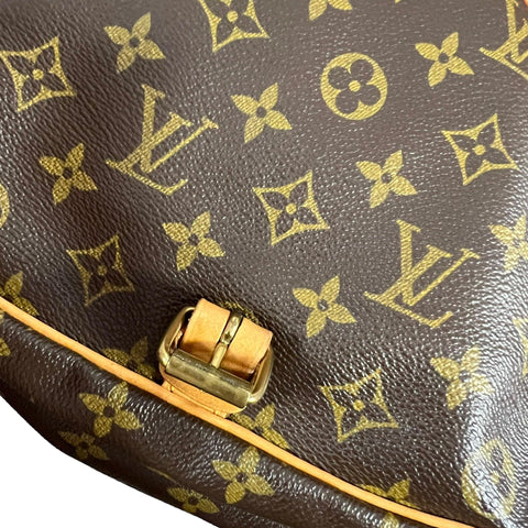Louis Vuitton Saumur Leather Handbag - Loop Vintage