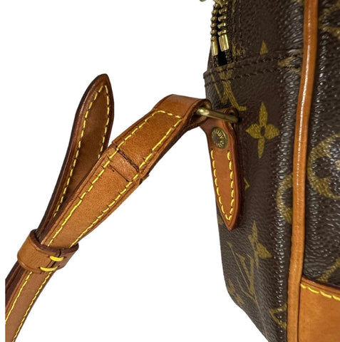 Louis Vuitton Trocadéro Leather Handbag - Loop Vintage