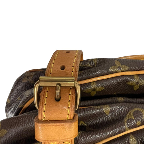 Louis Vuitton Saumur Leather Handbag - Loop Vintage
