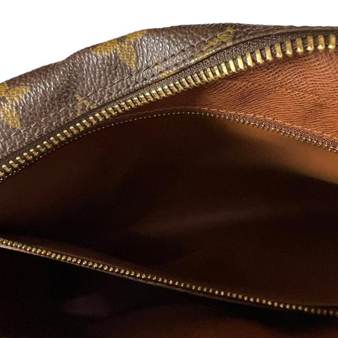 Louis Vuitton Trocadéro Leather Handbag - Loop Vintage