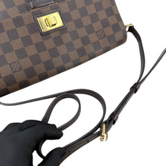 Pre-owned louis-vuitton-besace-roseberry-brown-leather-shoulder-bag-front