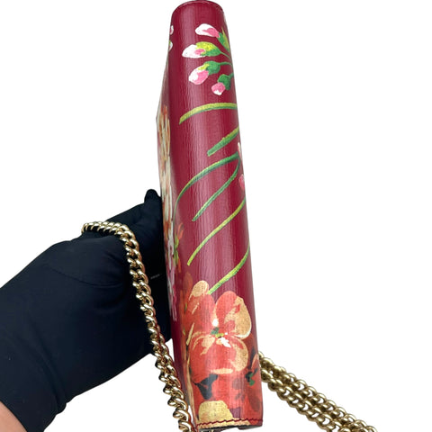 Gucci Red Interlocking G Blooms Leather Wallet on Chain