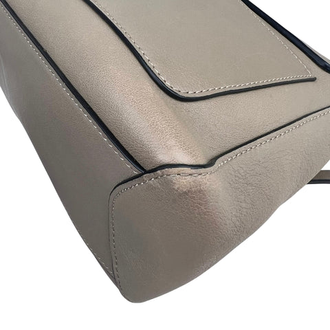 Chloé Faye model shoulder bag in grey leather Collector Square