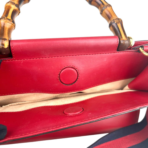 Gucci Red Smooth Calfskin Leather Nymphaea Medium Top Handle Bag