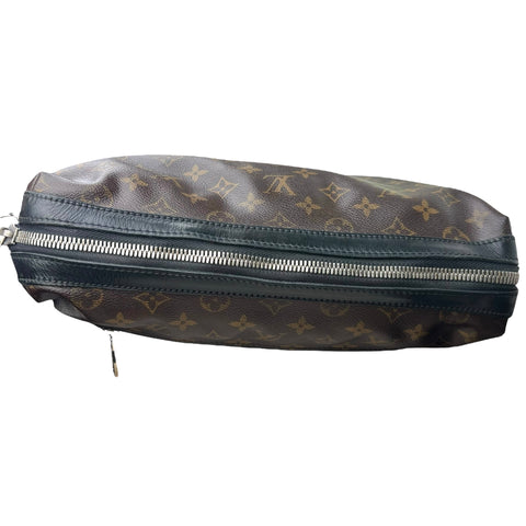 Louis Vuitton Messenger shoulder bag in brown monogram canvas and black leather