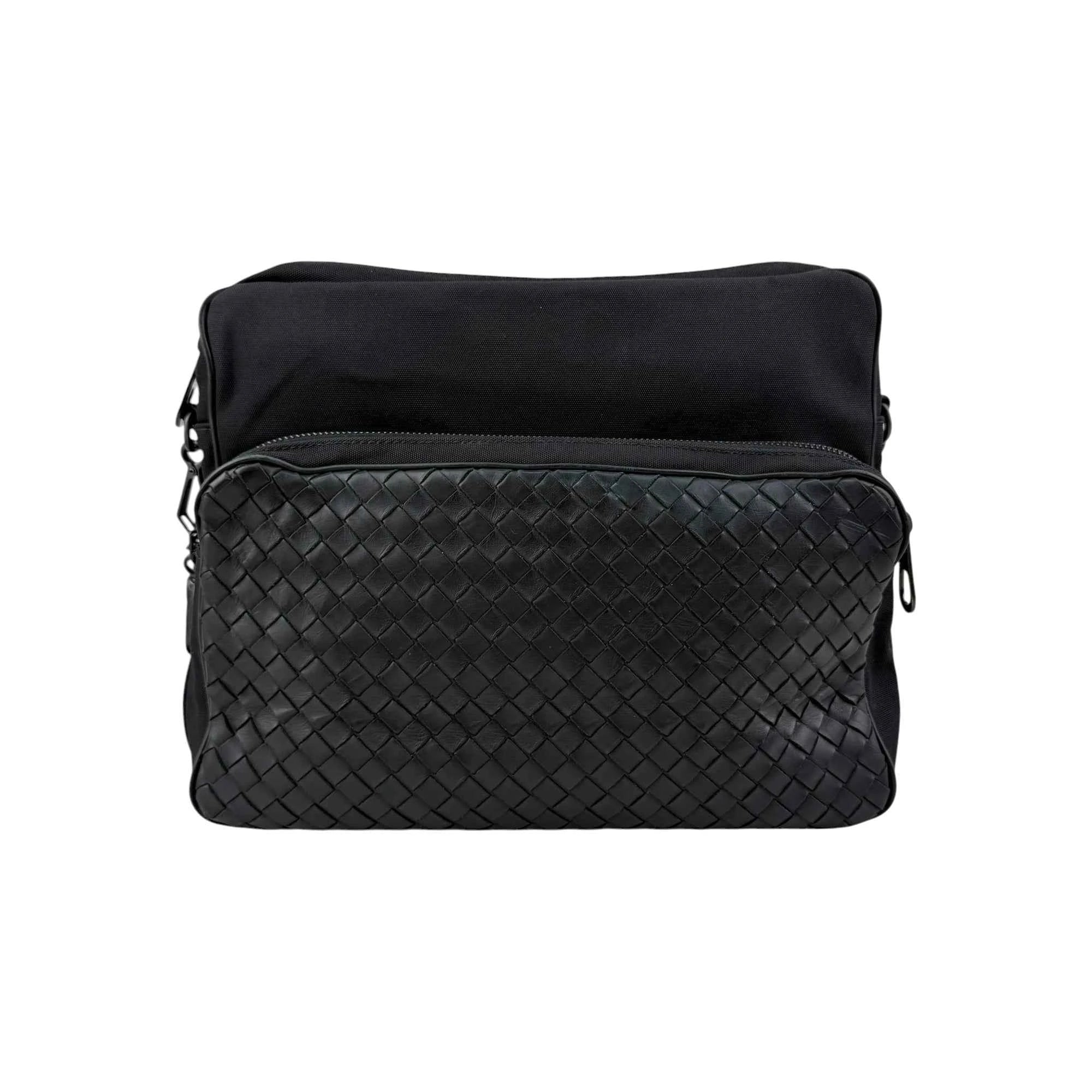 Bottega Veneta Black Intrecciato Woven Nappa Leather/Canvas Crossbody Camera Bag
