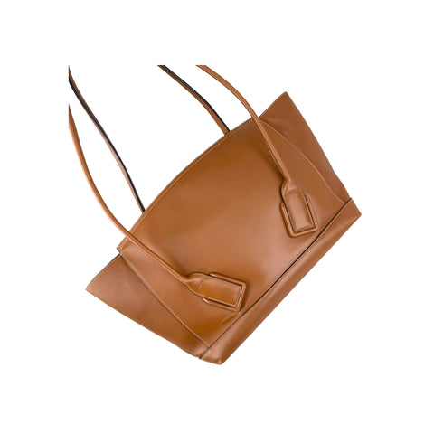 Bottega Veneta Medium Grained Calfskin The Arco tote bag