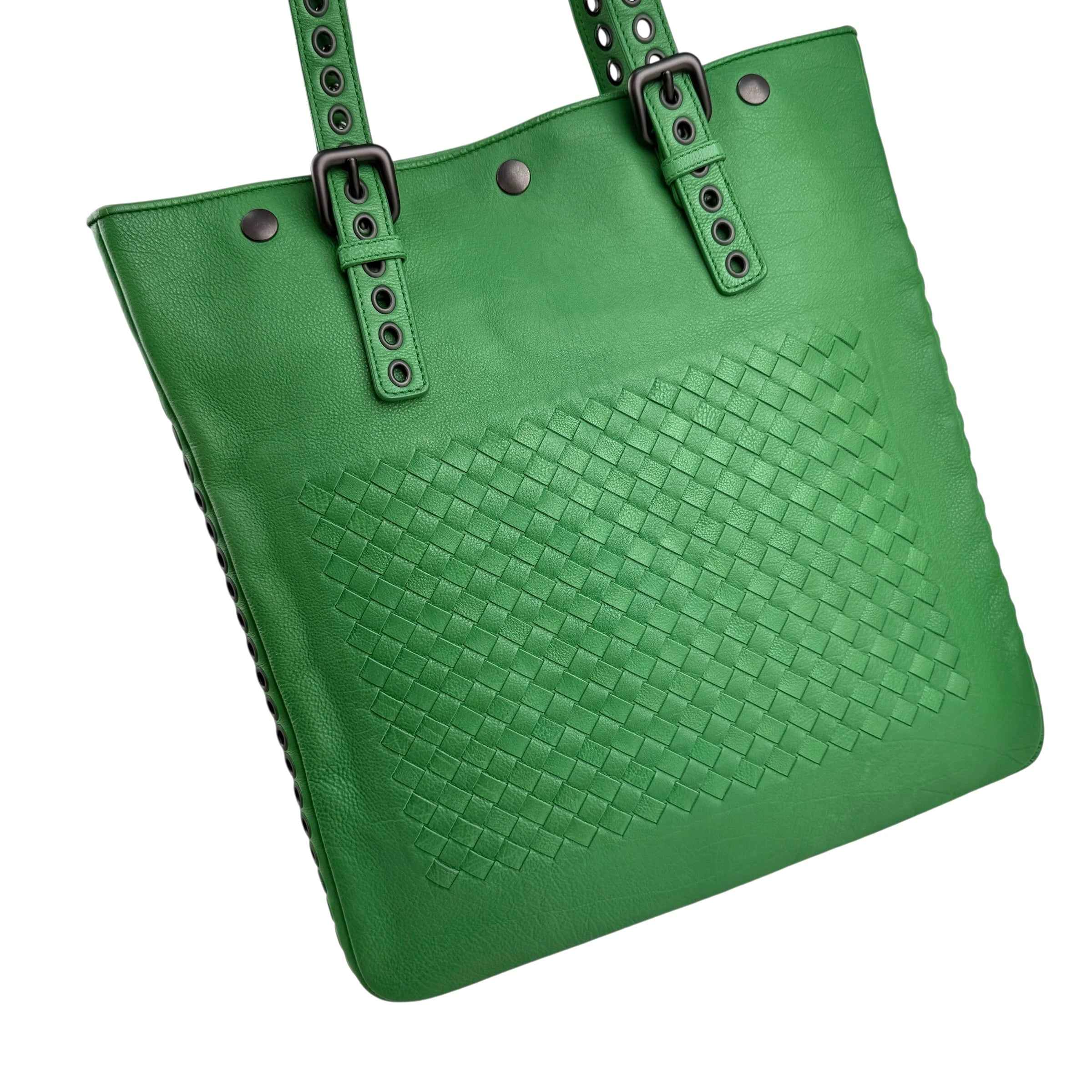 bottega veneta green leather intrecciato tote bag with eyelet handles left front 45