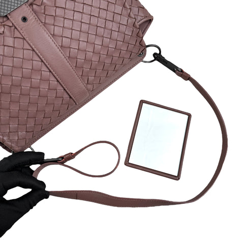 bottega veneta leather intrecciato double sided flap shoulder bag handle detail