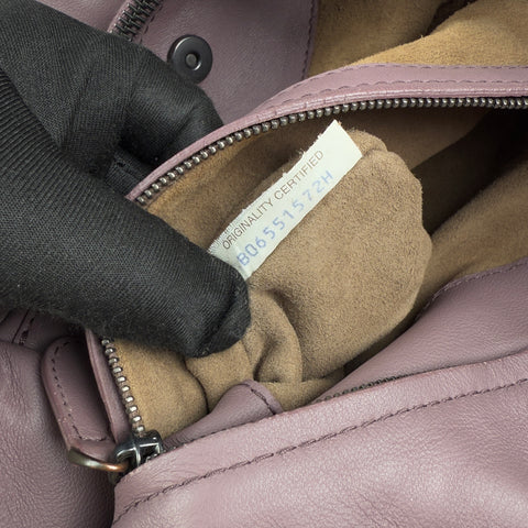 bottega veneta lilac intrecciato leather double chain tote inside pocket detail