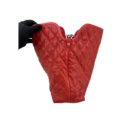 Chanel Caviar Quilted French Riviera Hobo Rouge