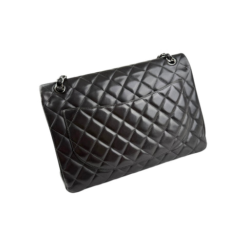 Chanel Classic Maxi flap shoulder bag