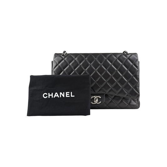 Chanel Classic Maxi flap shoulder bag