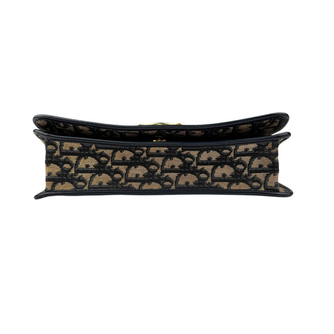christian dior oblique jacquard chain handbag bottom
