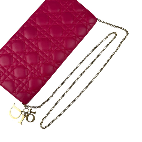 dior-lady-dior-pouch-chain-crossbody-bag-handle-detail