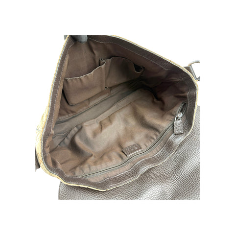 Gucci  gg canvas messenger bag
