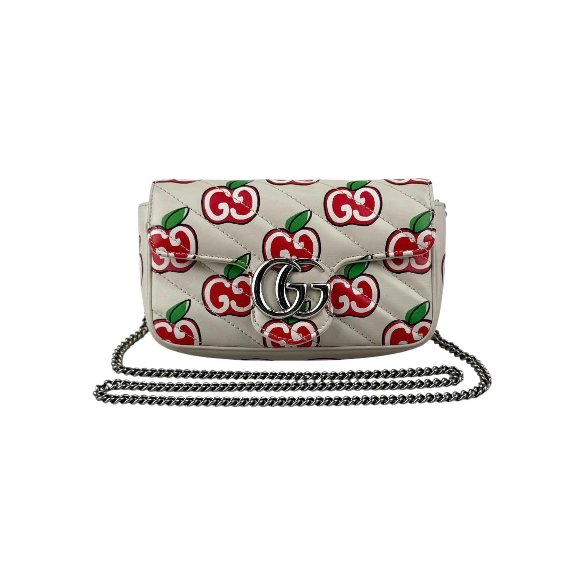 Gucci Red/White Quilted Leather GG Marmont Valentine's Day Super Mini Bag