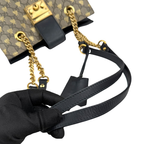 gucci padlock gg supreme bee print shoulder bag brown beige handle detail