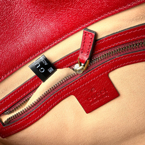 gucci red gg dahlia messenger bag inside pocket detail