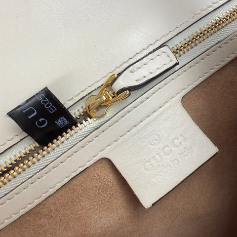 gucci sylvie white calfskin leather shoulder bag inside pocket detail