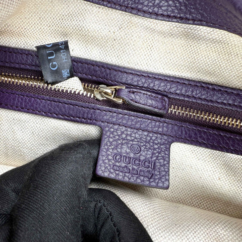 gucci web canvas jackie shoulder bag inside pocket detail
