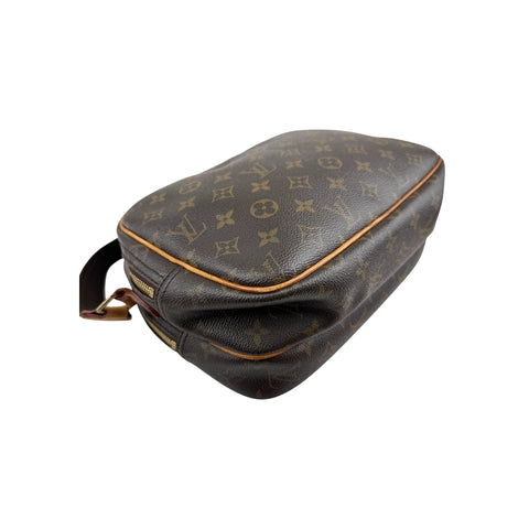 Louis Vuitton Monogram Canvas Reporter Bag