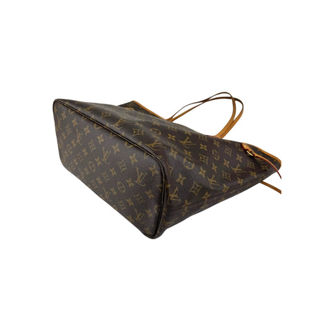 Louis Vuitton Monogram Neverfull MM Tote Bag
